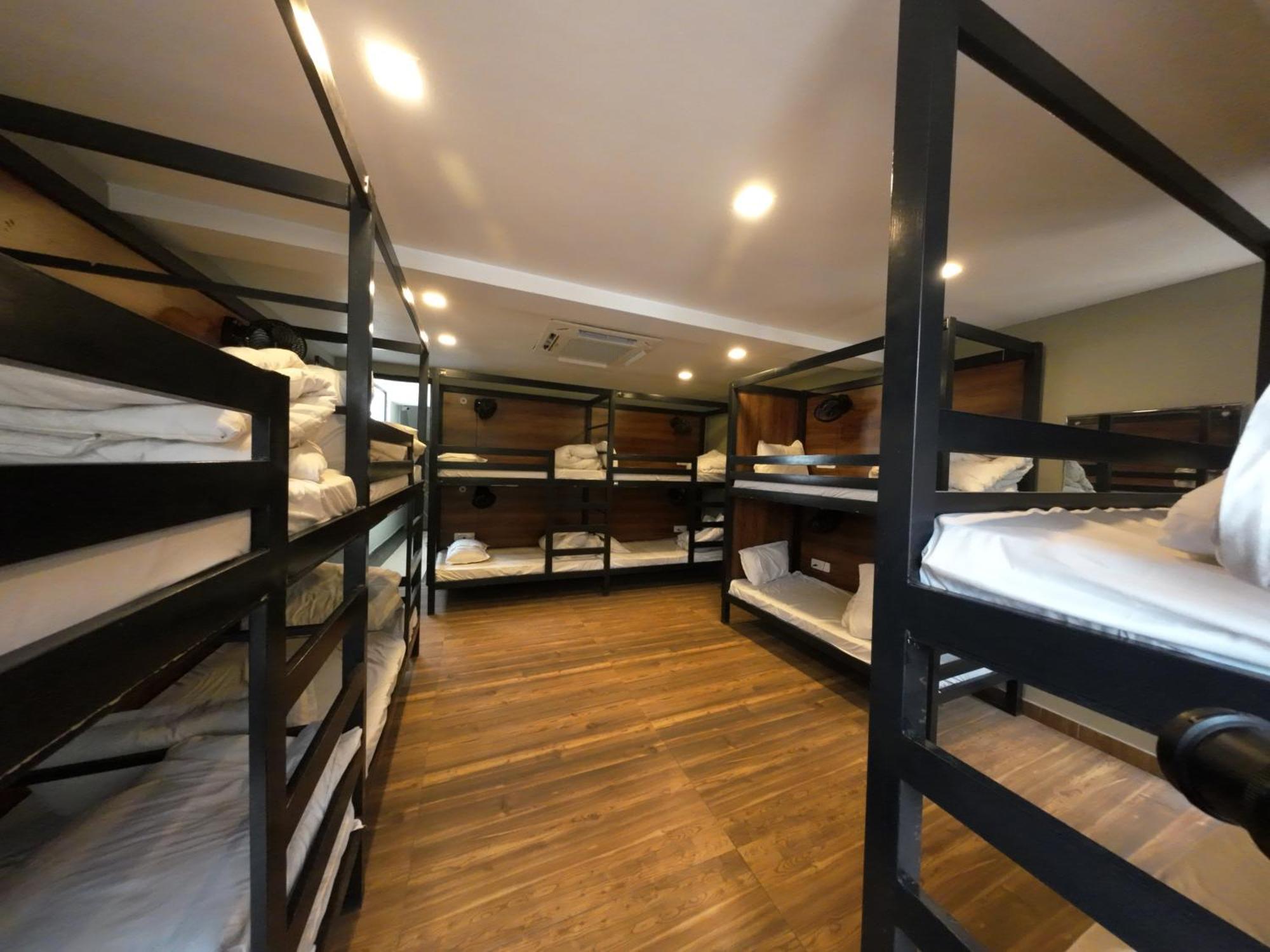 Hotel Hostel Vimal Ganga Rishīkesh Esterno foto